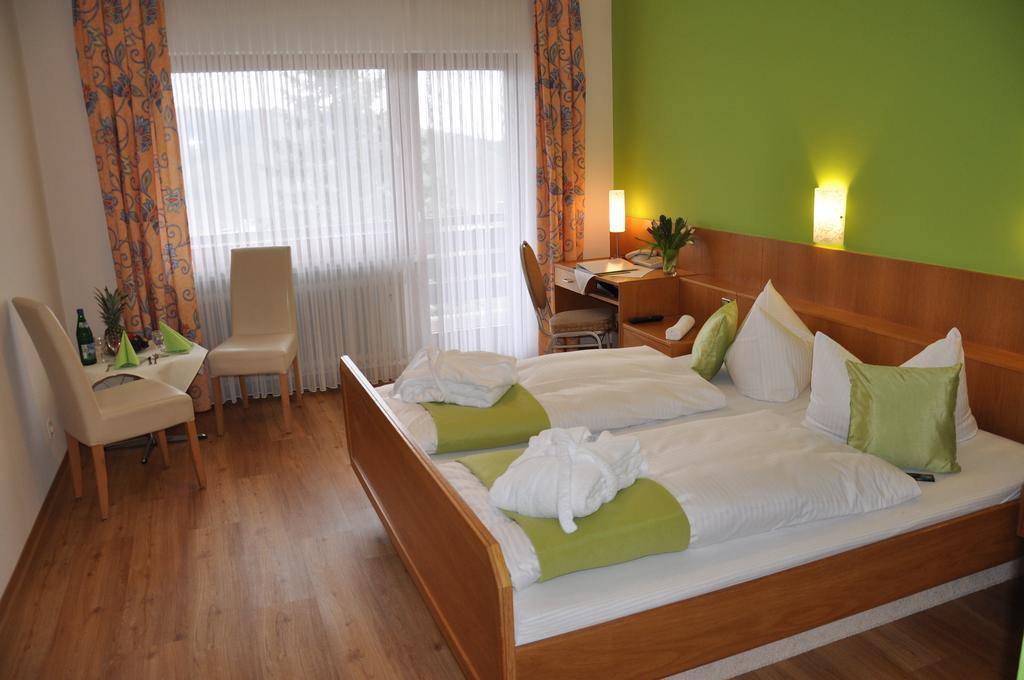 Hotel-Restaurant Sonnenhof Veitsrodt Cameră foto