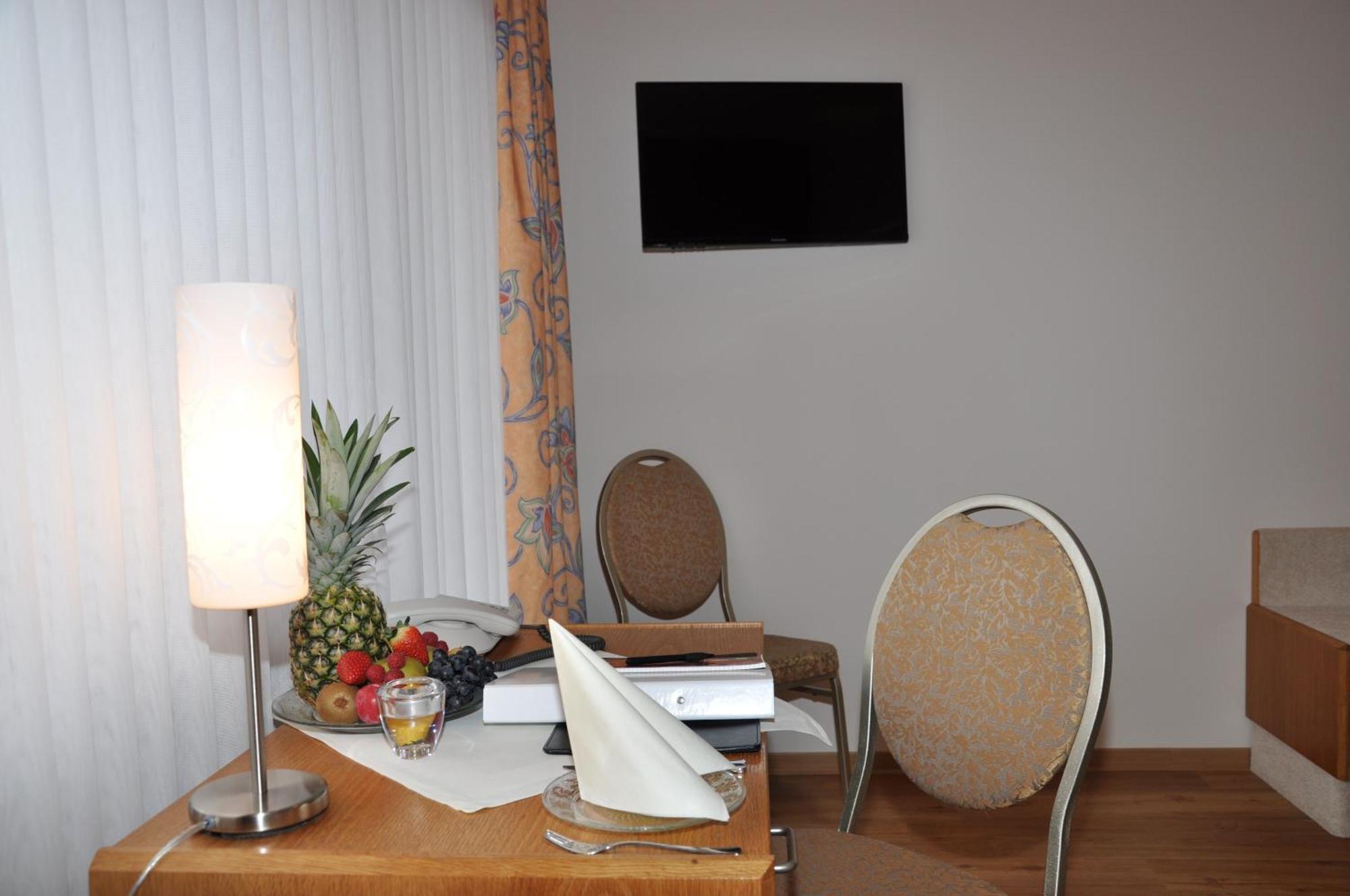 Hotel-Restaurant Sonnenhof Veitsrodt Cameră foto